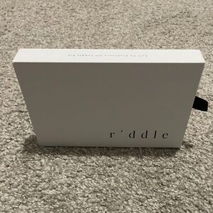 Riddle Oil Sample Kit